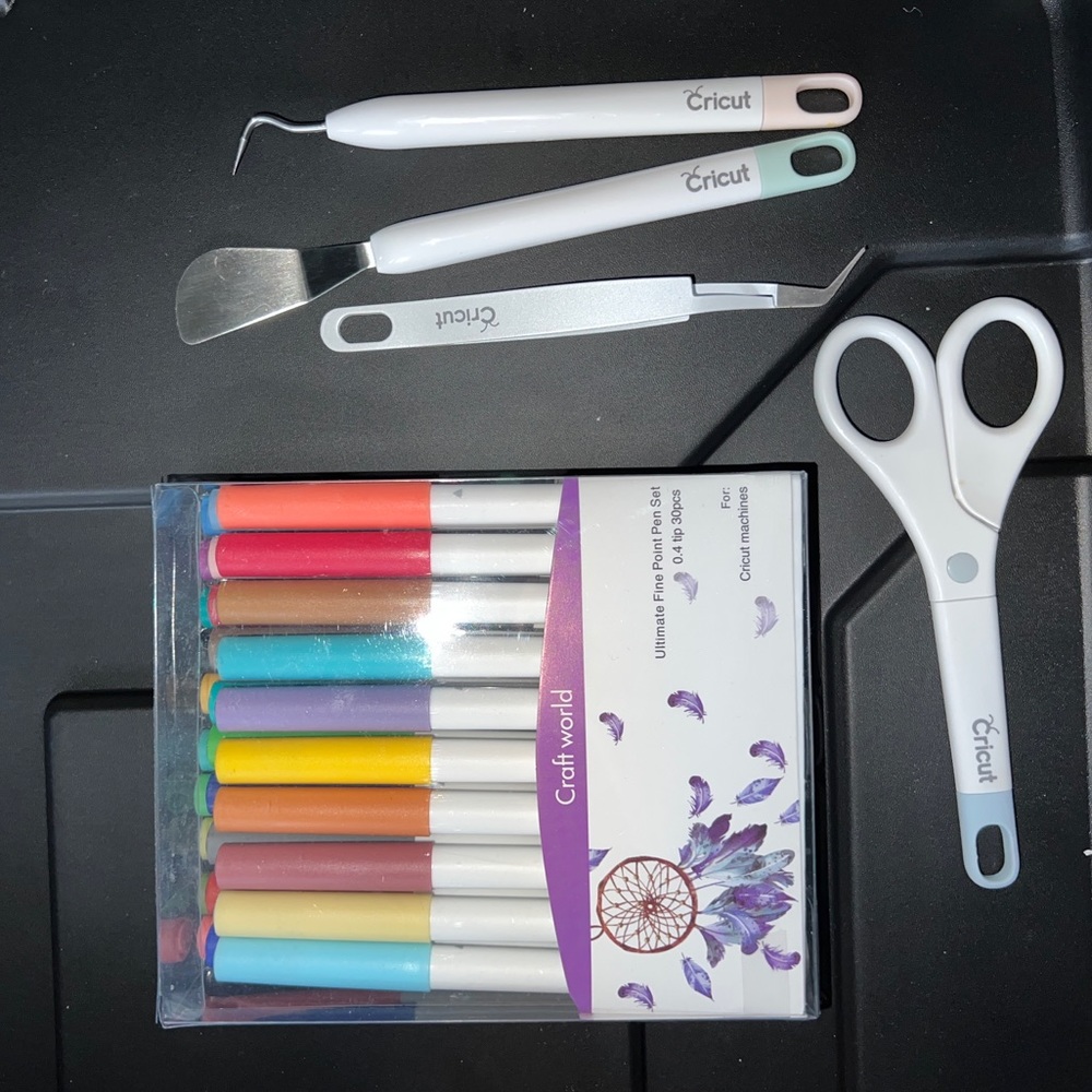Cricut pens and tools bundle